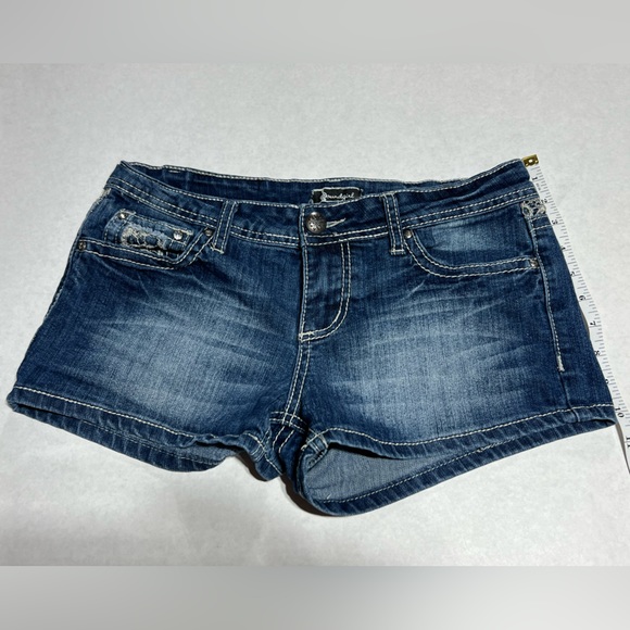 Soundgirl Jean shorts size 9 - Picture 2 of 7
